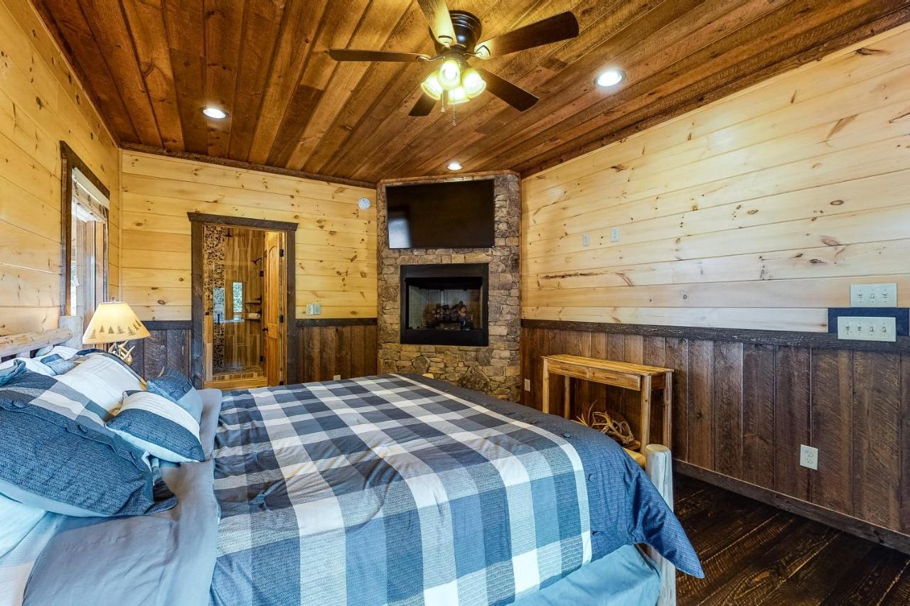 Whispering Woods Villa Blue Ridge Exteriör bild