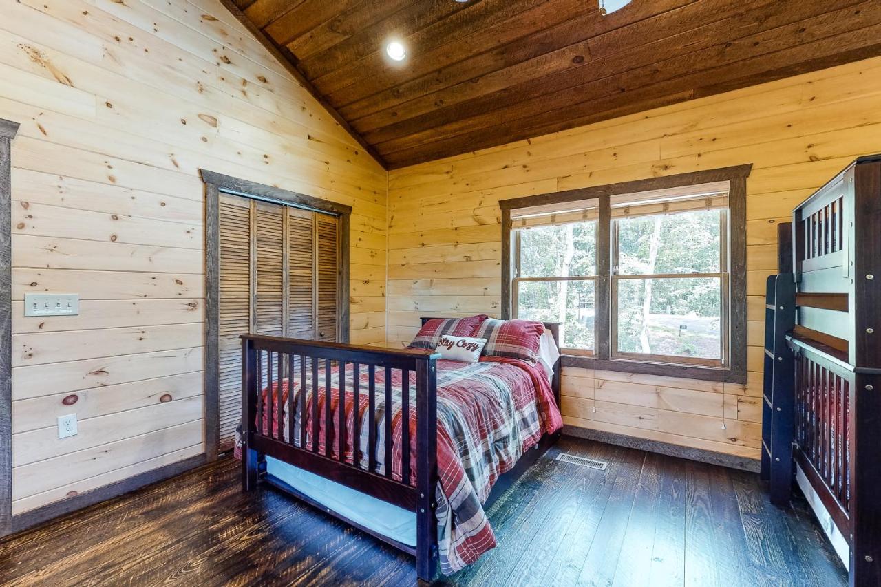 Whispering Woods Villa Blue Ridge Exteriör bild