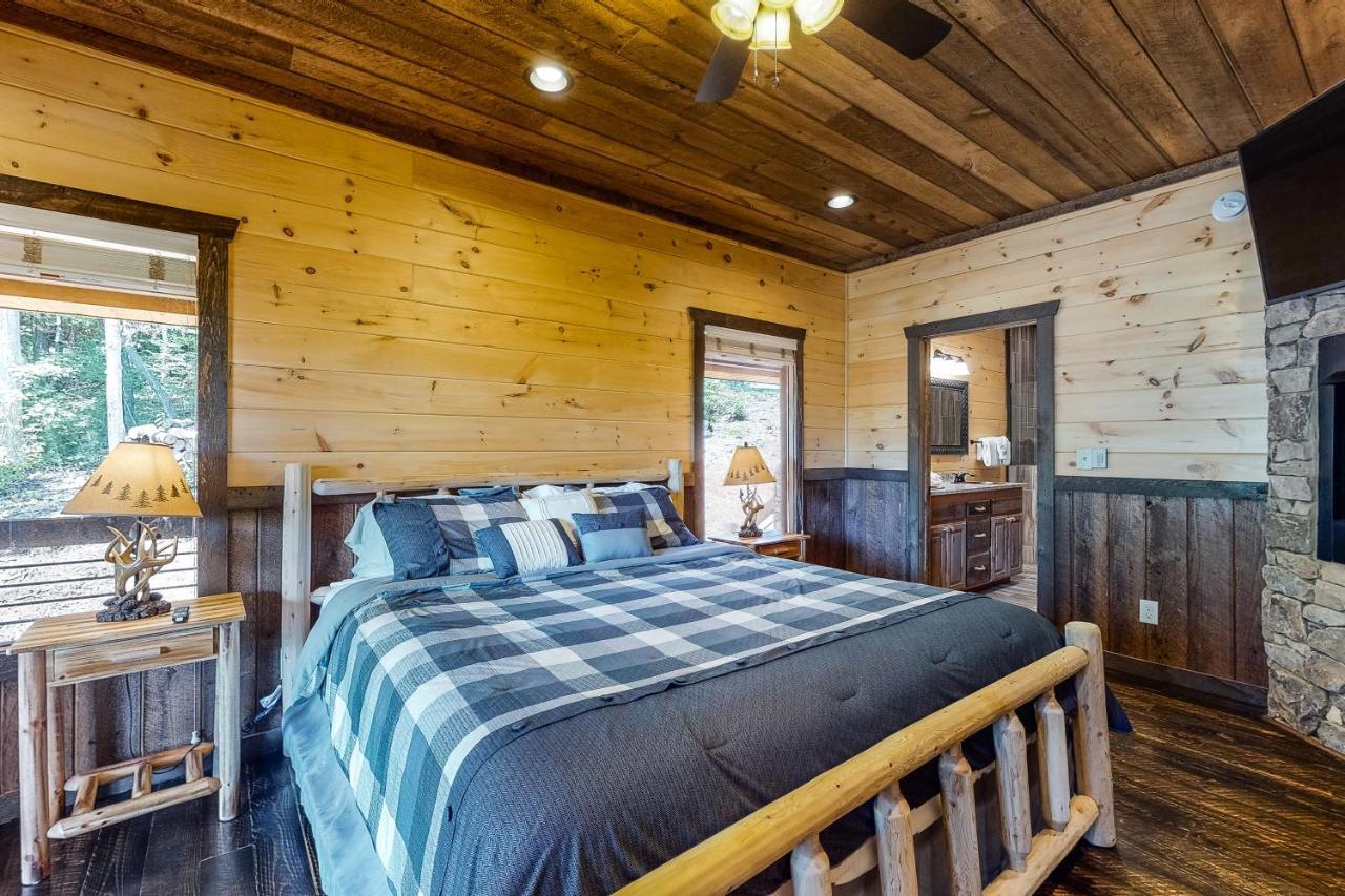 Whispering Woods Villa Blue Ridge Exteriör bild
